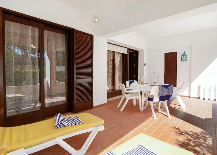 Joyce - Sunny Way By Interhome